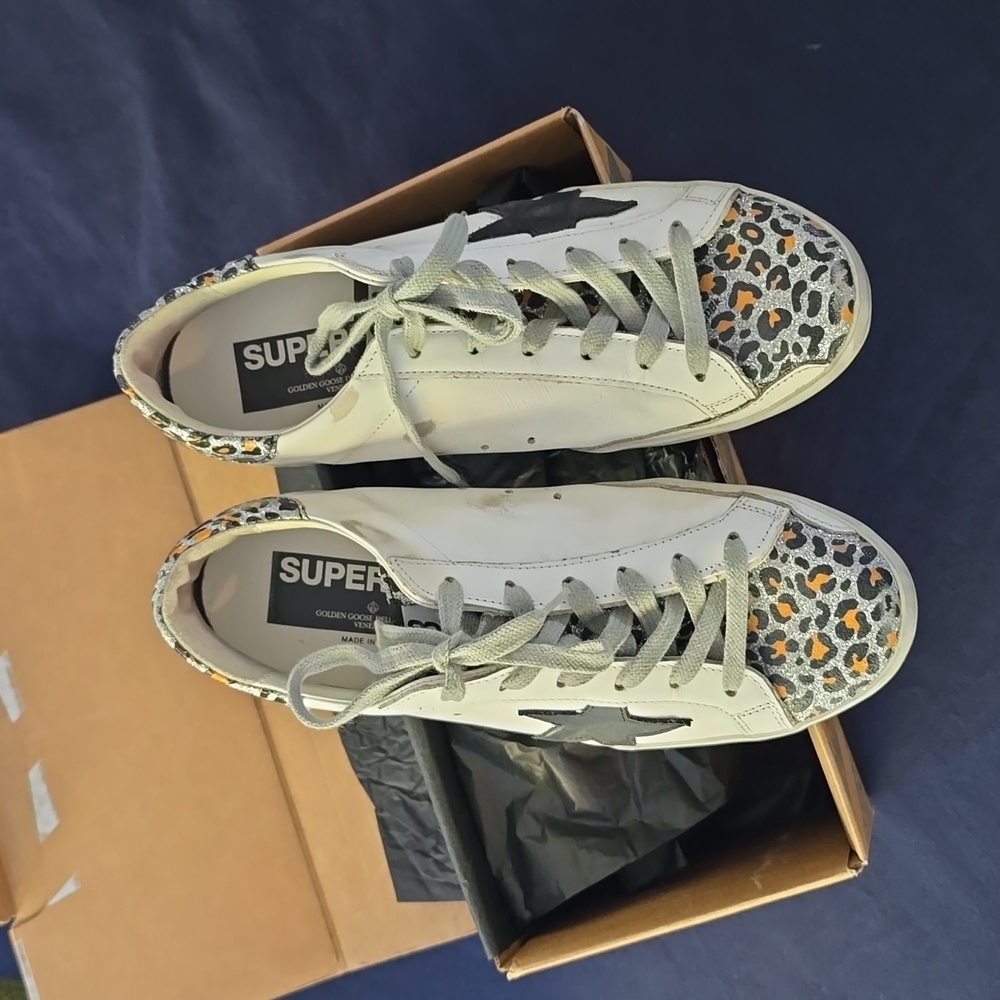 Golden Goose Superstars